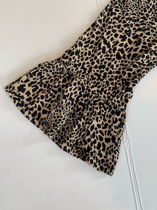 MICHAEL Michael Kors Women’s Large Beige and Black Leopard Print Bell Sleeve Top - Picture 3 of 5